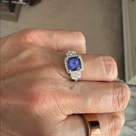 Elegant Blue sapphire & diamond gold ring - Picture 4 of 4